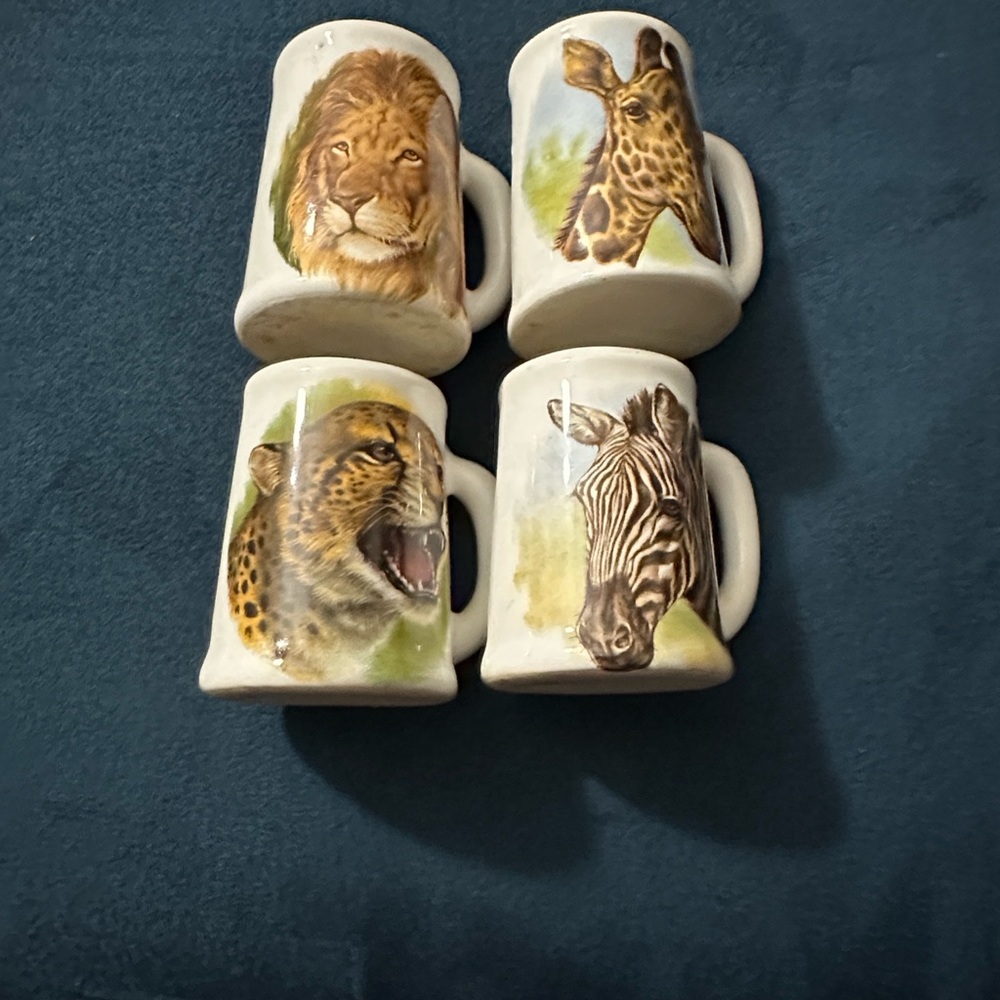 Wildlife Animal Miniature Mug Set - White